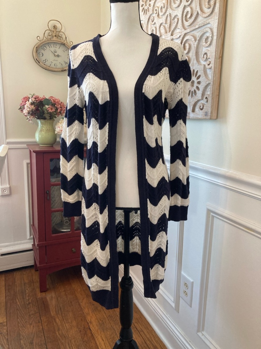 Open-Front Navy and Cream Chevron Knit Cardigan